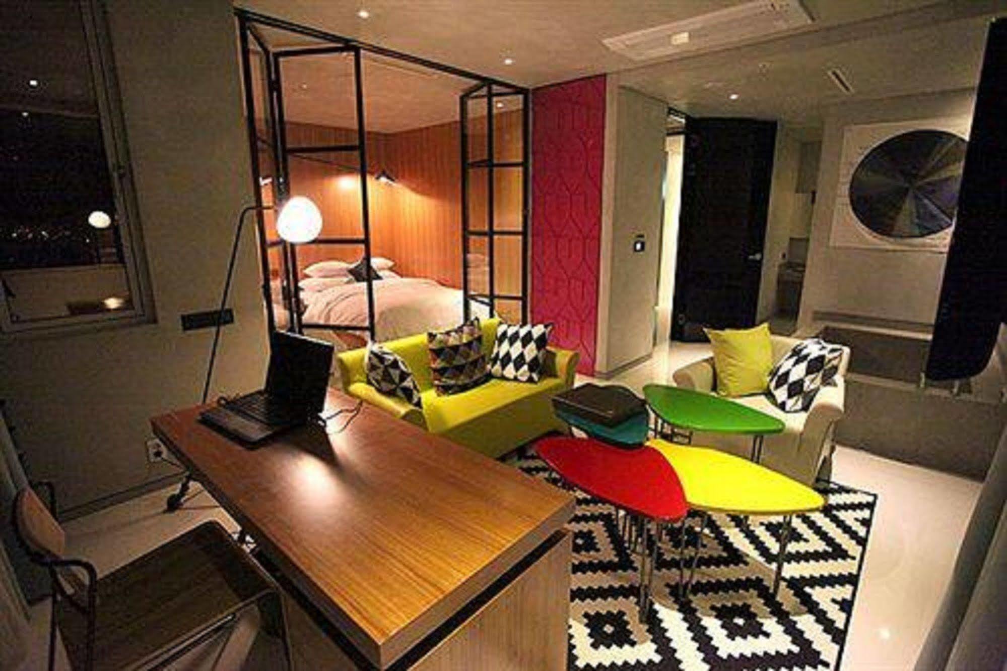 Hotel The Designers Hongdae Seul Dış mekan fotoğraf